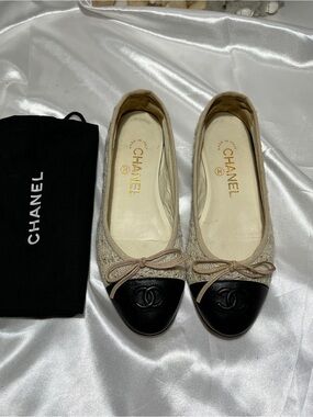 CHANEL Beige Tweed Flats with Black Cap Toe and Bow